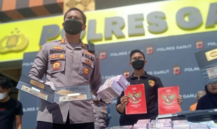 Akurasi 'Keasliannya' 90 Persen, Polisi Bongkar Sindikat Uang Palsu 2,3 Miliar