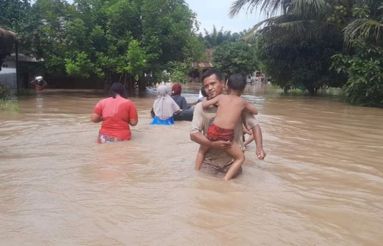 Bupati Kabupaten Labura Tetapkan Status Keadaan Darurat Banjir