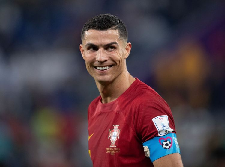 Cristiano Ronaldo Sepakat Gabung dengan Klub Arab Saudi Al-Nassr