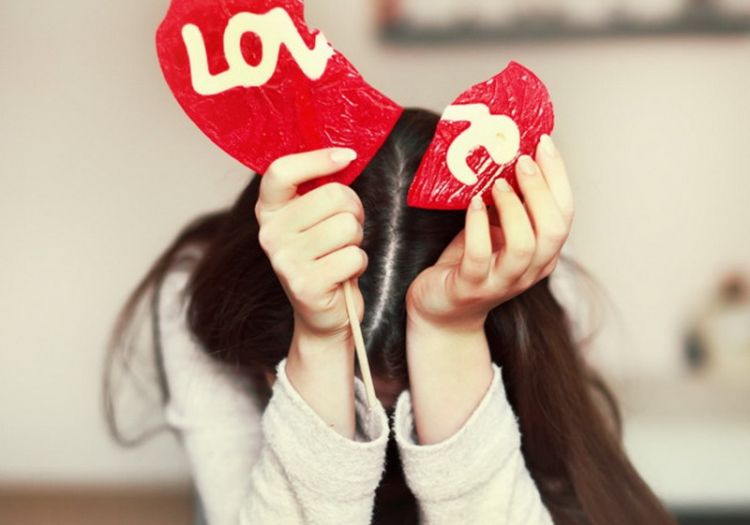 6 Cara Move On Sehabis Ditinggalkan Orang Tersayang