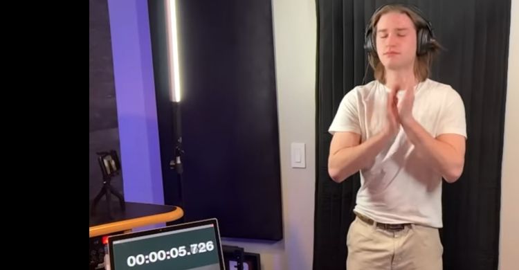 Tepuk Tangan 1.140 Kali  Dalam Waktu Satu Menit