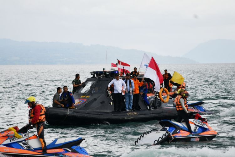 Buka Aquabike Seri Balige,   Pj Gubernur Sumut Sangat Terkesan Lihat Antusias Penonton