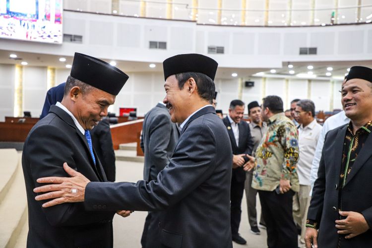 Dilantik Jadi PAW Anggota DPRD Sumut,   Pj Gubernur Hassanudin Ucapkan Selamat kepada Amsar Saragih