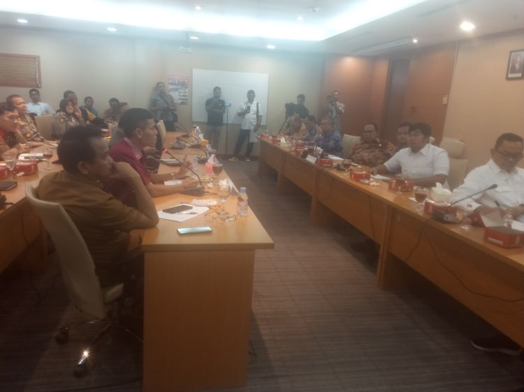 Komisi A Membahas Penanganan Narkoba di Sumatera Utara