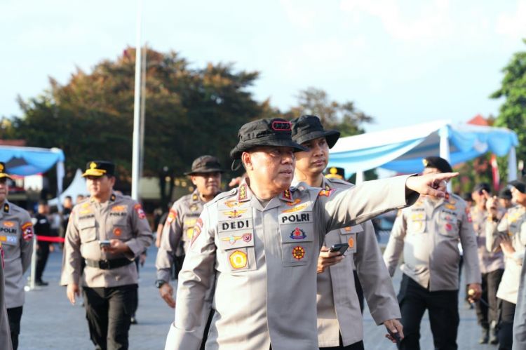 Wakapolri Komjen Dedi Prasetyo Diganjar Penghargaan Kepemimpinan Publik dari Unibraw