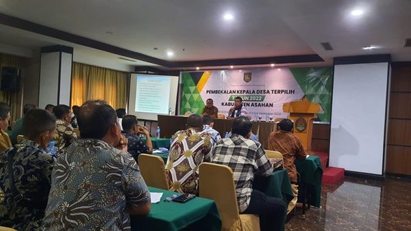 Di Hadapan 89 Kades se Kabupaten Asahan, Hinca Panjaitan: Gak Aci Ceng