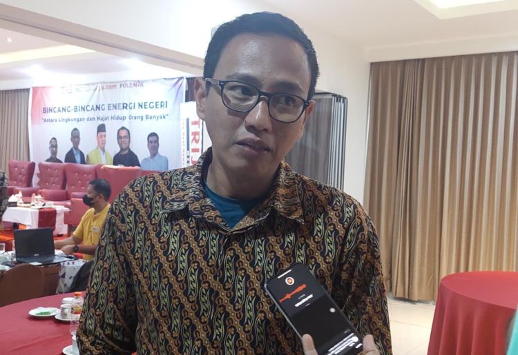 Emas Masih Bersinar, Pasar Keuangan Goyah