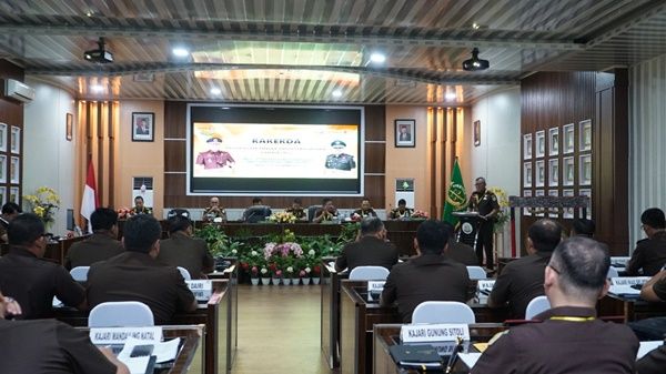 Seluruh Satker di Kejatisu Sampaikan Capaian Kinerja dan Inventarisasi Kebutuhan Real 2024