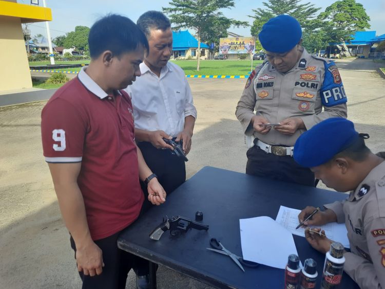 Polairud Polda Sumsel Gelar Pengecekan dan Pemeriksaan Berkala Senjata Api