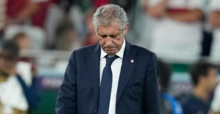 Gegara Ronaldo,  Pelatih Santos Dipecat