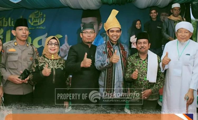 Seribuan Warga Padati Tabligh Akbar Ustaz Abdul Somad di Labuhanbatu
