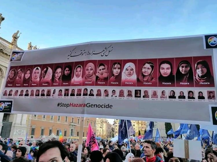 Pakistan Desak Dunia Lindungi Hak Perempuan Afghanistan