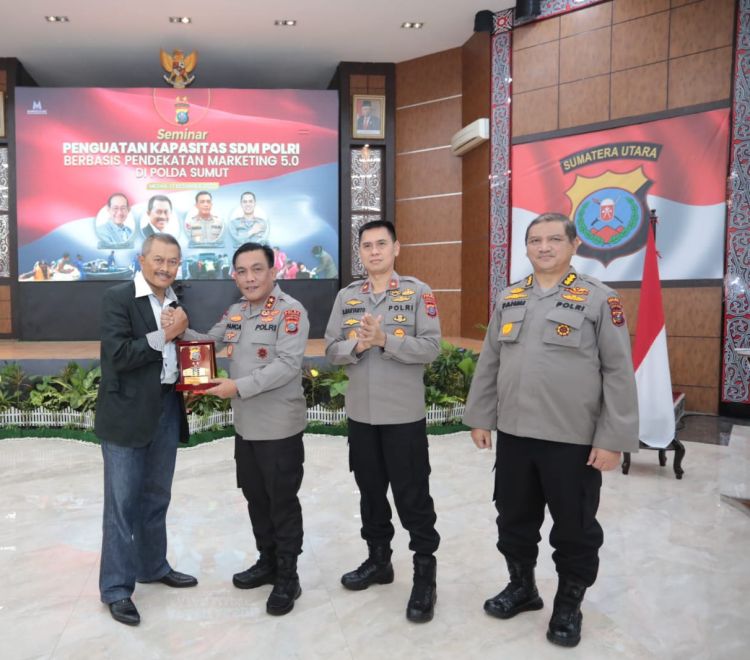 Kapasitas SDM Polri Berbasis Pendekatan Marketing 5.0 Diperkuat