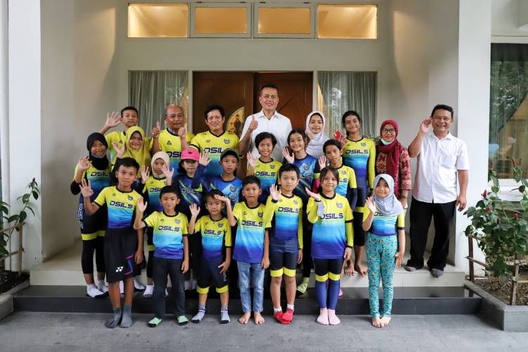 Wagubsu Dukung Atlet Sepatu  Roda Asuhan Bambang Berlaga di Ajang Internasional