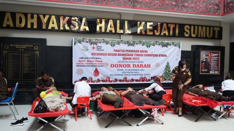 Para Jaksa dan Keluarga Donor Darah