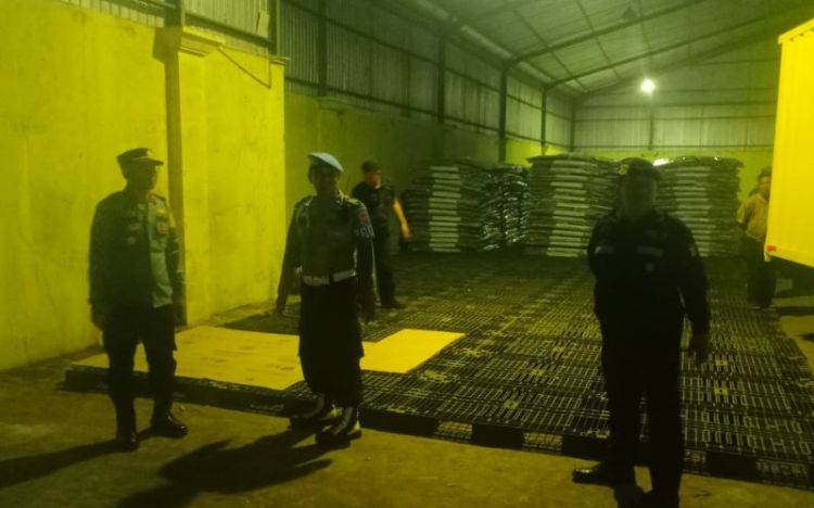 Pastikan Keamanan Gudang Logistik KPU, Polres Purwakarta Siagakan Sejumlah Personelnya