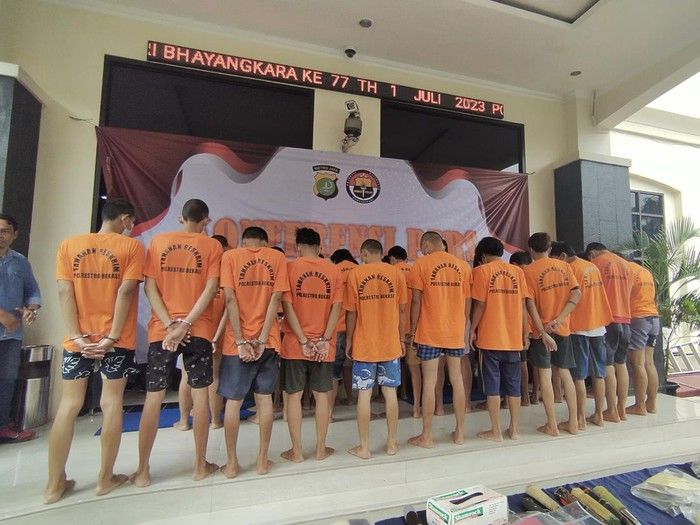 Polres Metro Bekasi Ungkap 13 Kasus Pidana: Pencurian hingga Pembunuhan