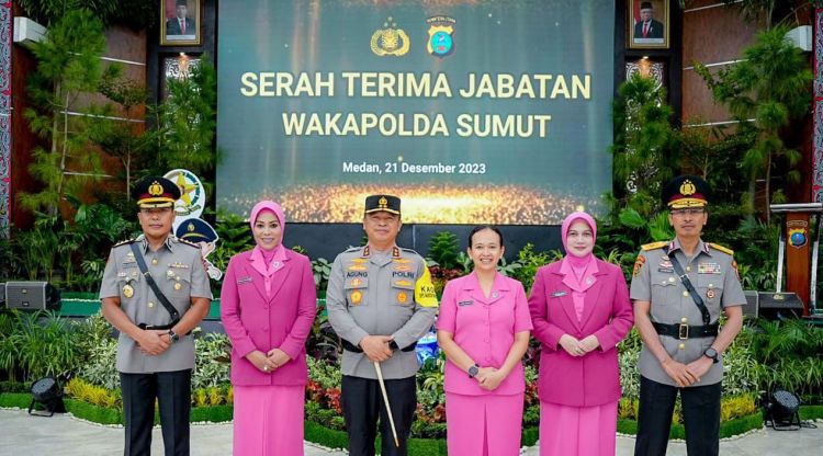Kapoldasu Pimpin Sertijab Wakapolda Sumut