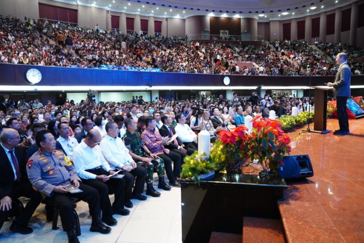 Kapolri dan Kasum TNI Tinjau Pengamanan Ibadah Misa Malam Natal 2023