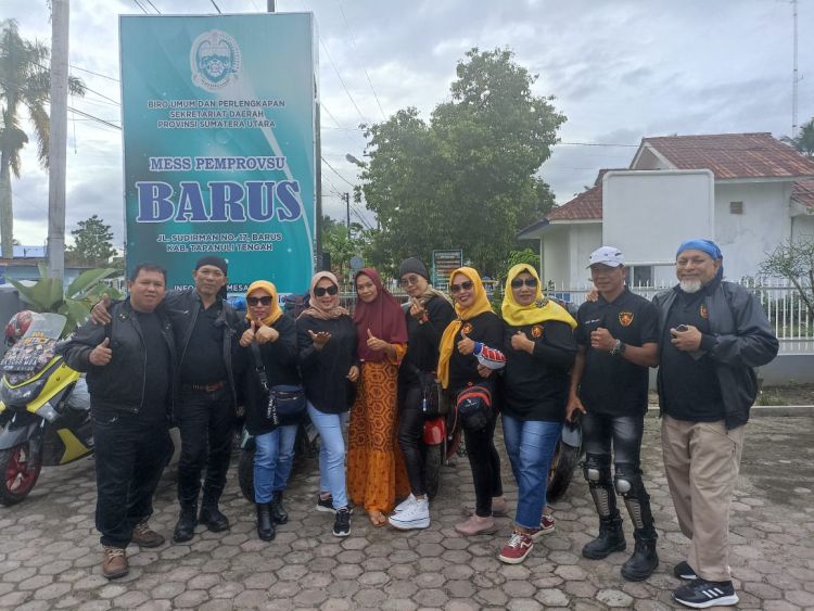 Momen Bikers Disambut Hujan Jelajahi Wisata Sumut