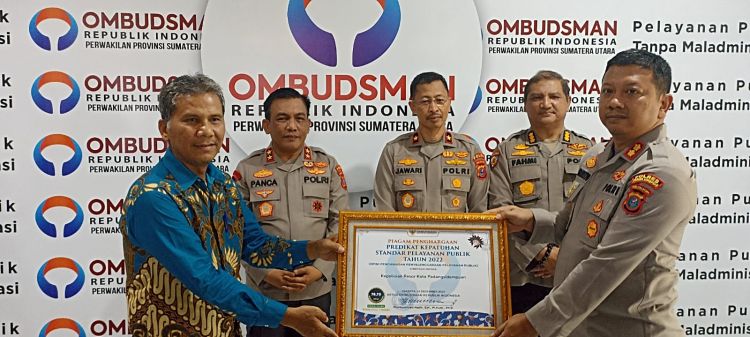 Momen Kapolres se Jajaran Polda Sumut Dapat Zona Hijau Pelayanan Publik